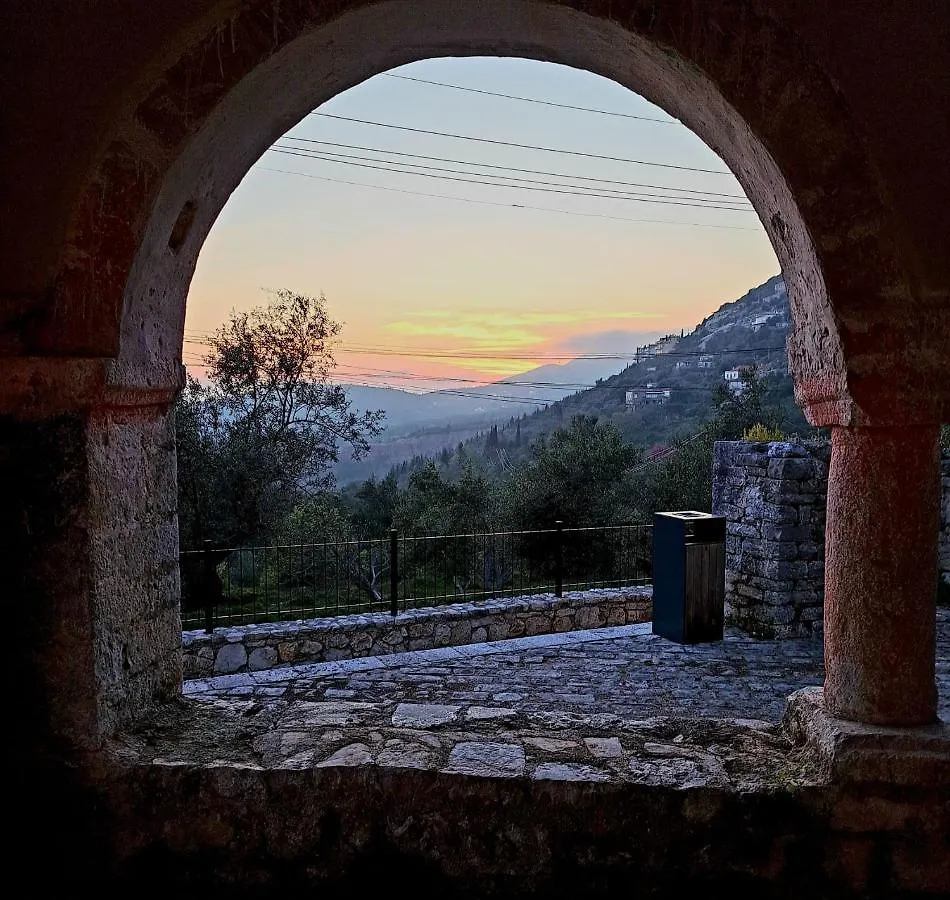 Shkolla Hostel & Camping Vuno 0*,  Albania
