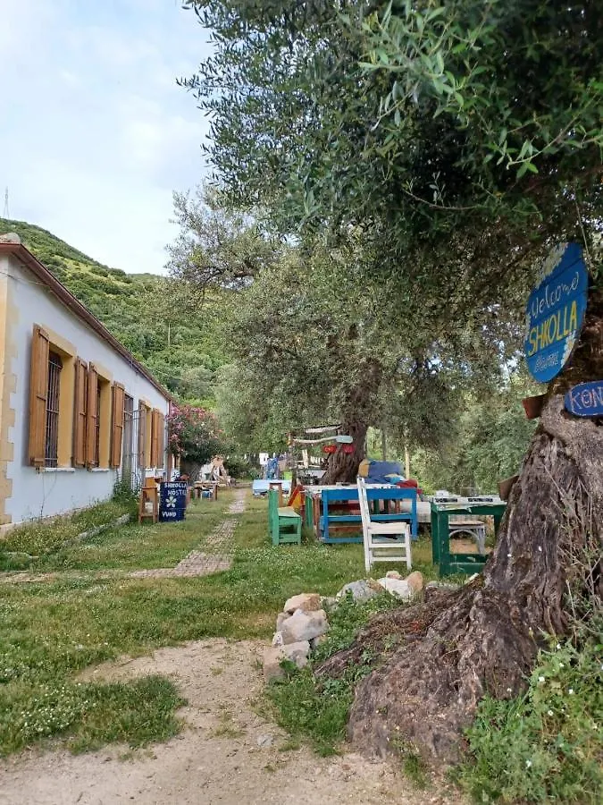 Shkolla Hostel & Camping Vuno Albania