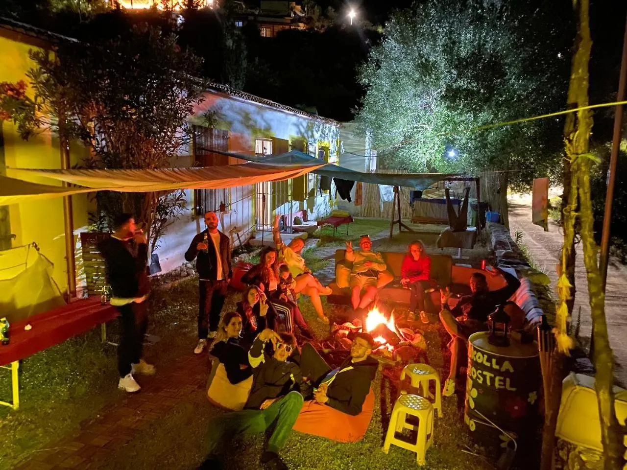 Shkolla Hostel & Camping Vuno